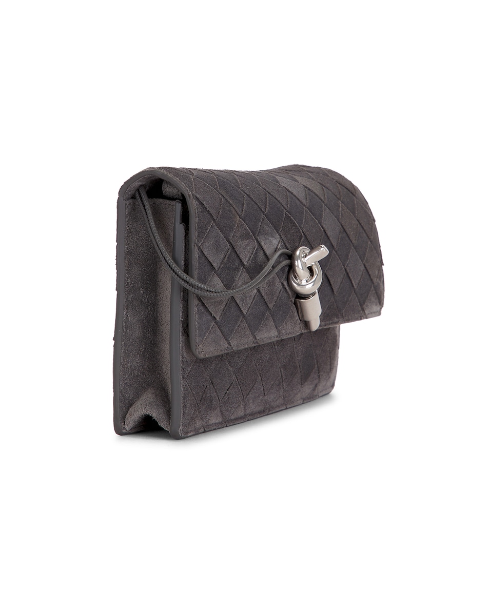 Bottega Veneta Andiamo Wallet On Chain